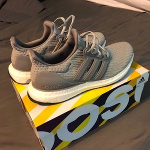 BRAND NEW Adidas Ultraboost 4.0 Grey Two